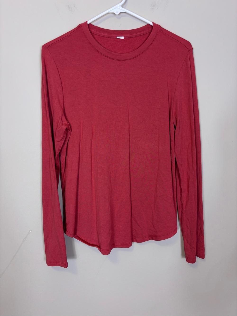 lululemon athletica Women’s Long Sleeve Crewneck Top - Rose 8